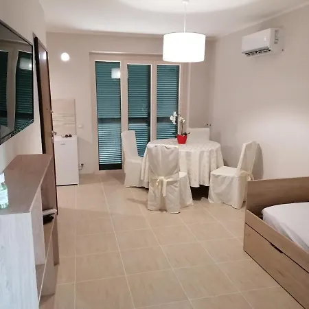 Del Colle Hotell 3*